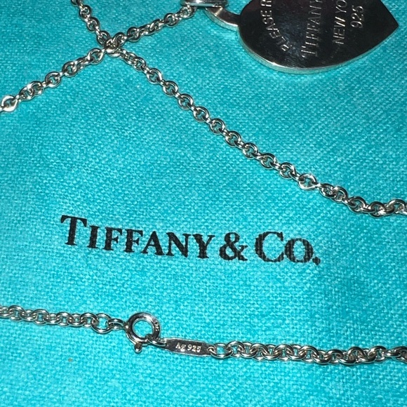 Tiffany & Co. Please Return to Tiffany & Co. Heart Necklace - Picture 4 of 7